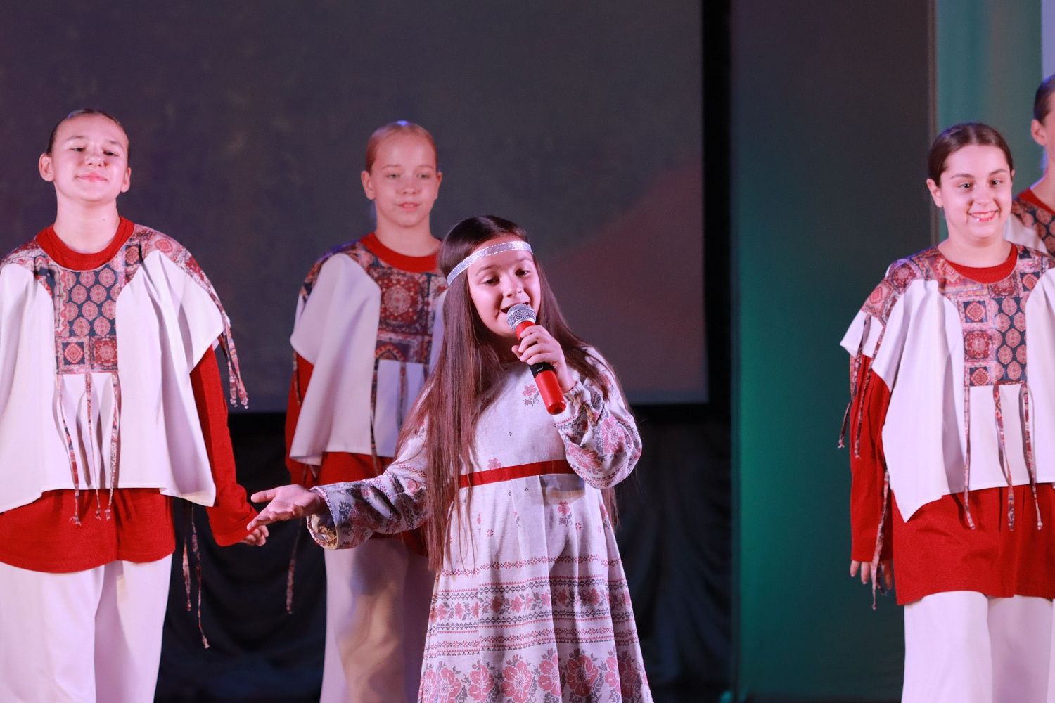 20 сентября в Иркутске прошла акция Молодежного водного сообщества в поддержку учреждения Дня реки Ангары