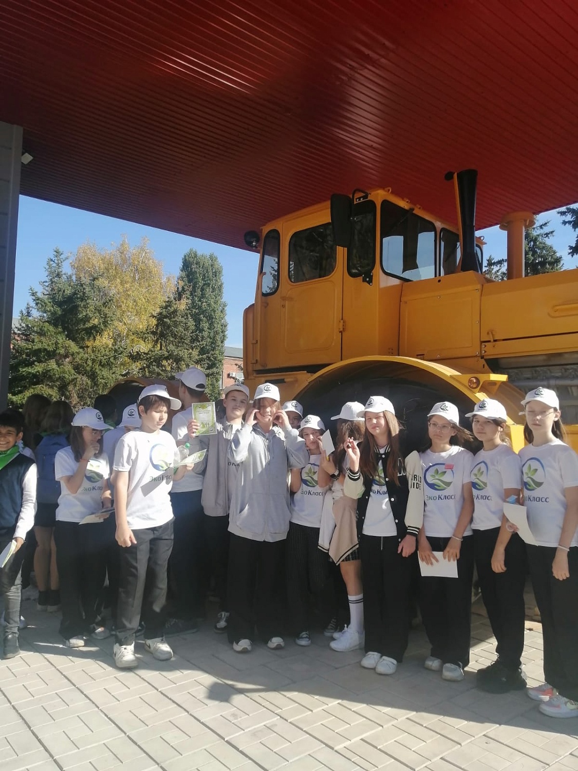 Участники МВС Оренбургской области приняли активное участие в организации и проведении  мероприятия «Посвящение в юные экологи»